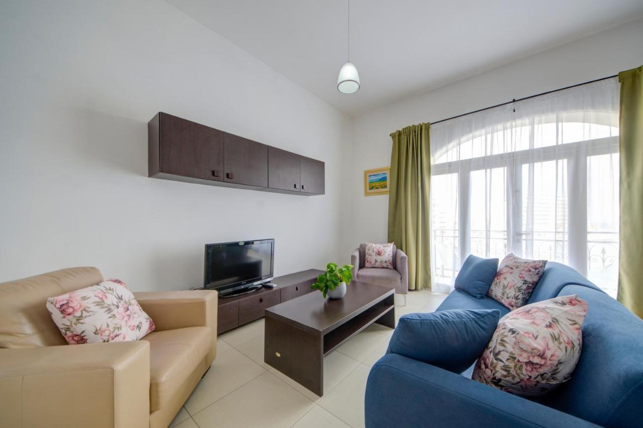 St Julians 2 Bedroom Apartment With Commanding Seaviews By Shortletsmalta San Ġiljan Kültér fotó